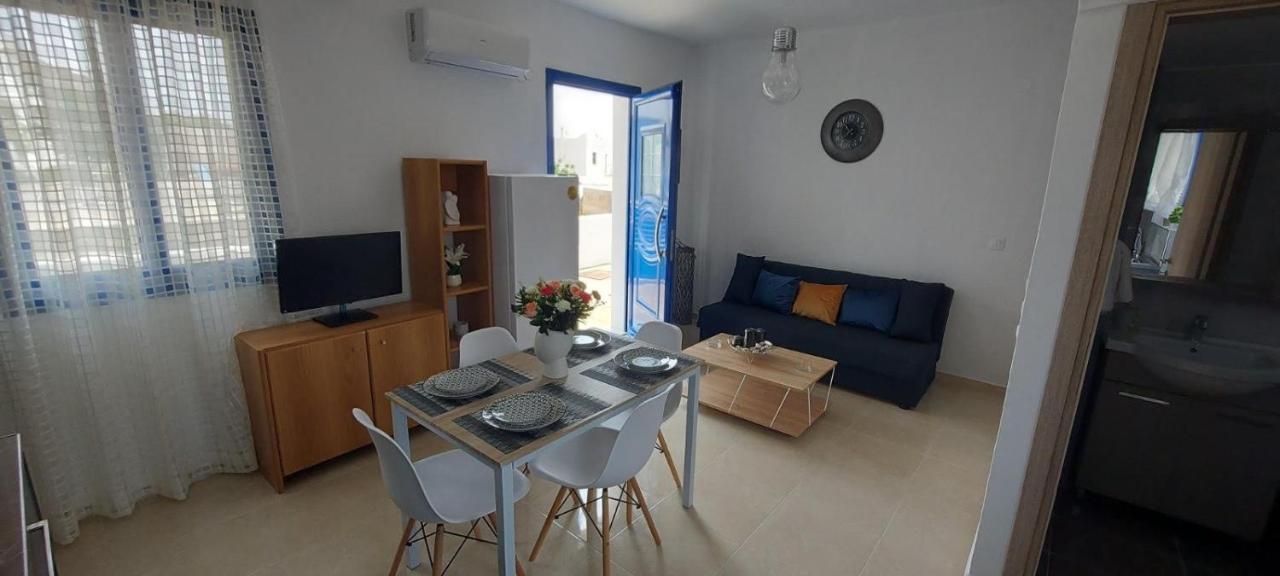Dionysia Apartments Livadia  Екстер'єр фото