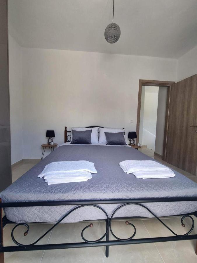 Dionysia Apartments Livadia  Екстер'єр фото