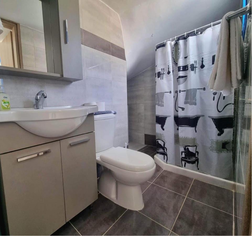 Dionysia Apartments Livadia  Екстер'єр фото