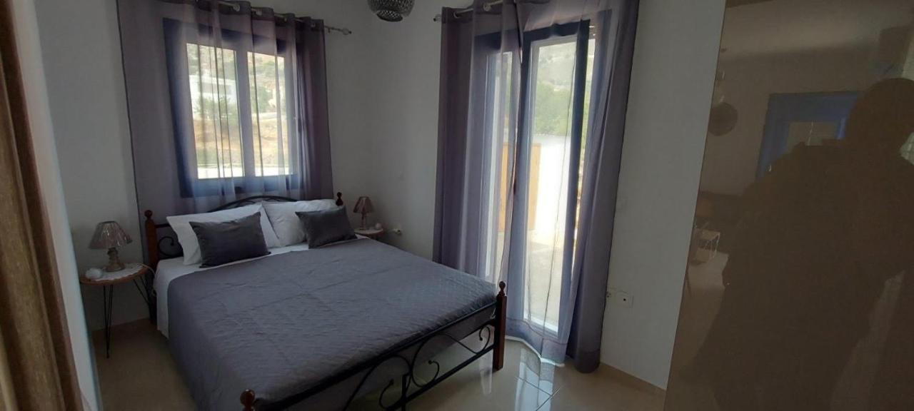 Dionysia Apartments Livadia  Екстер'єр фото