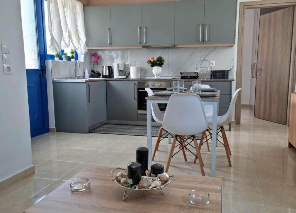 Dionysia Apartments Livadia  Екстер'єр фото