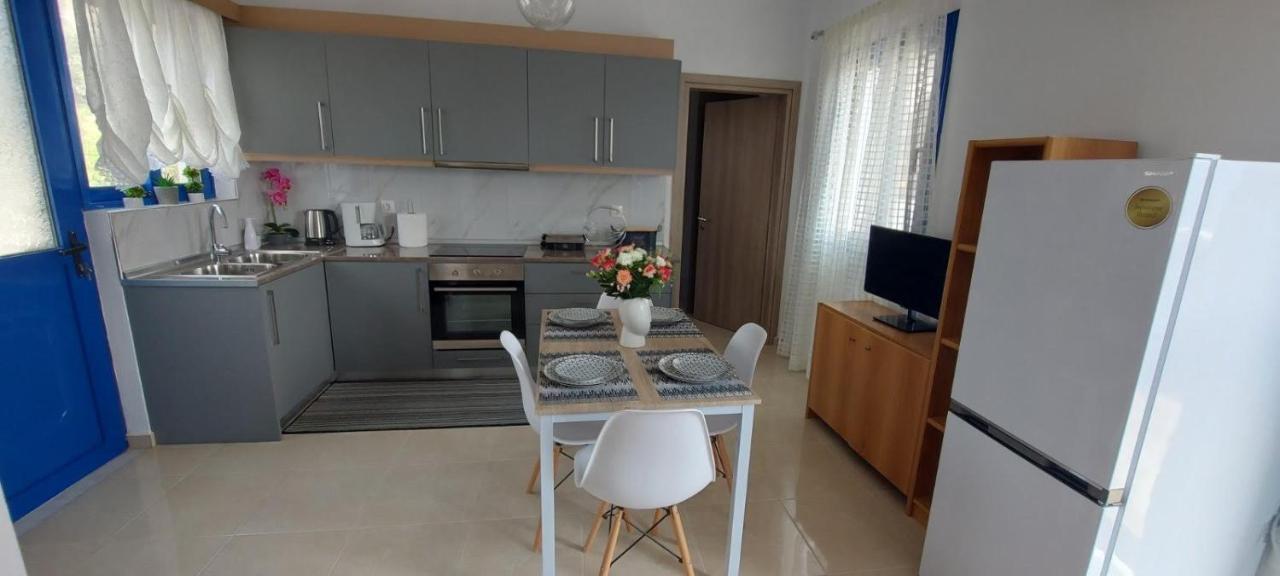 Dionysia Apartments Livadia  Екстер'єр фото